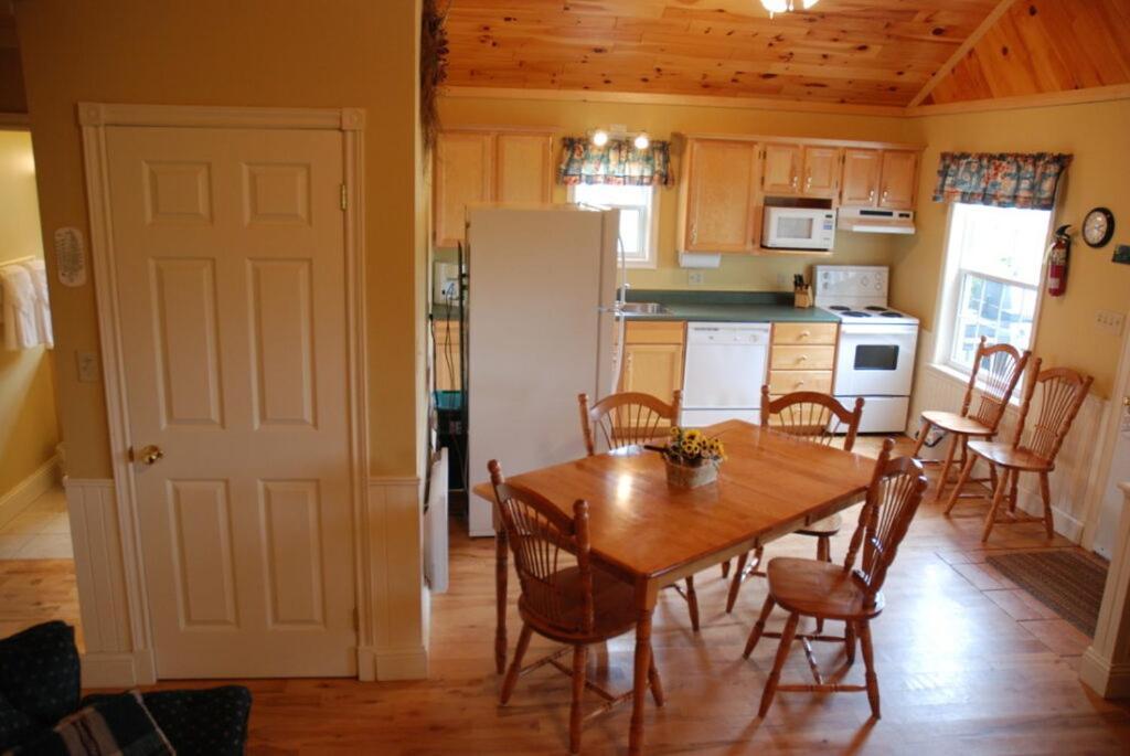 Brudenell Fairway Chalets Georgetown Exterior photo